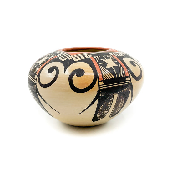 Small Pot with Eagle Tail Design