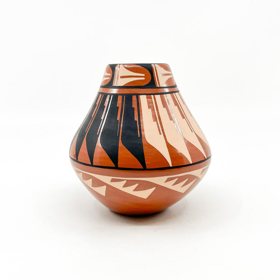 Beautiful Tapered Pot by C. G. Loretto, Jemez Pueblo
