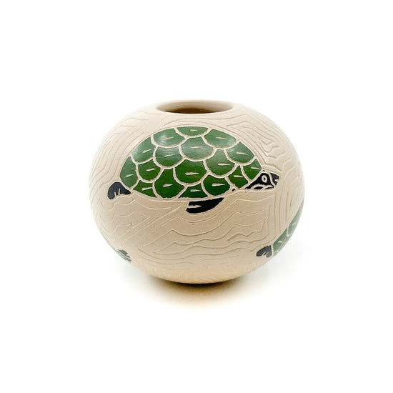 Seed Pot with Green Turtles