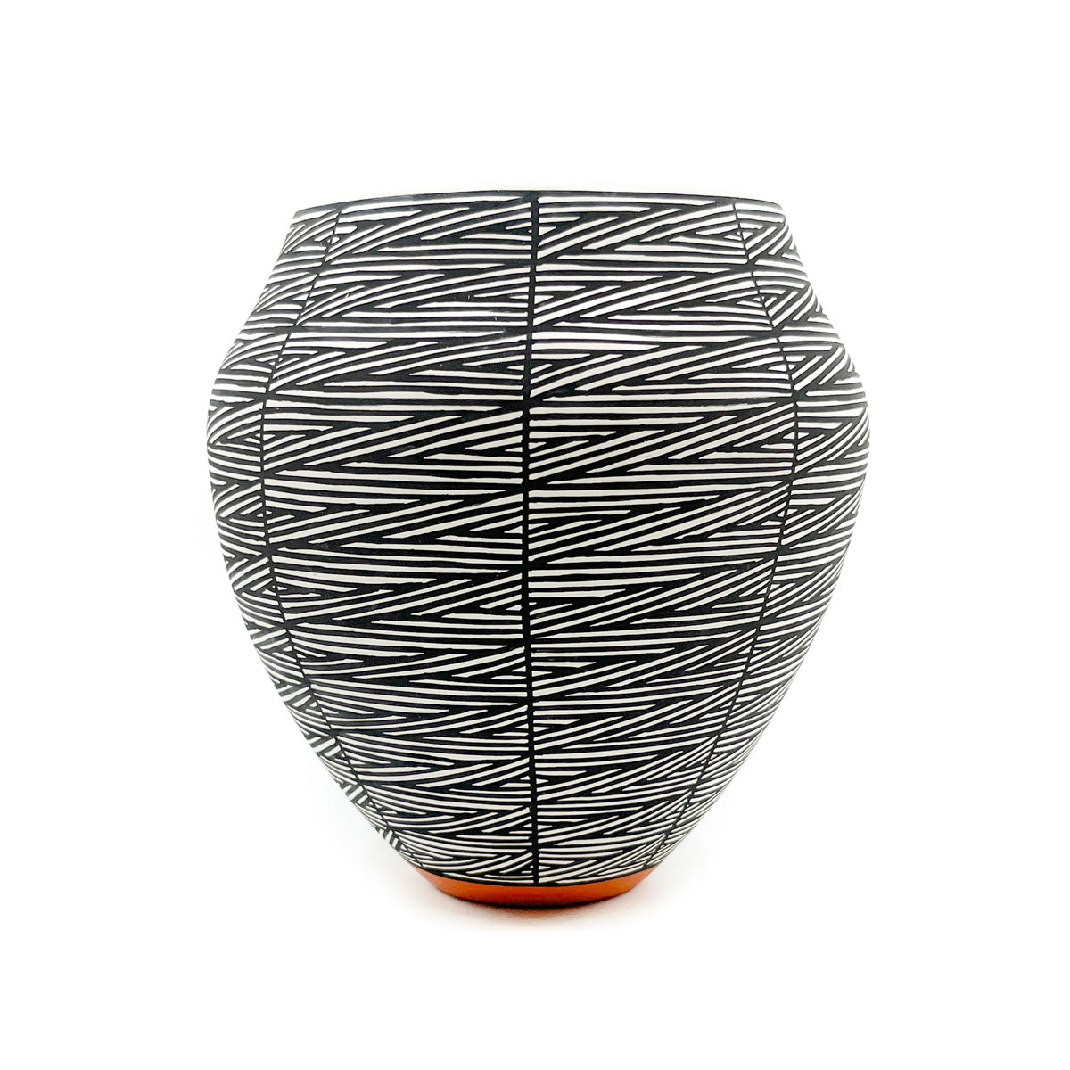 Traditional Acoma Pot with a Contemporary Flair