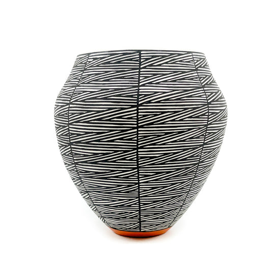 Load image into Gallery viewer, Traditional Acoma Pot with a Contemporary Flair
