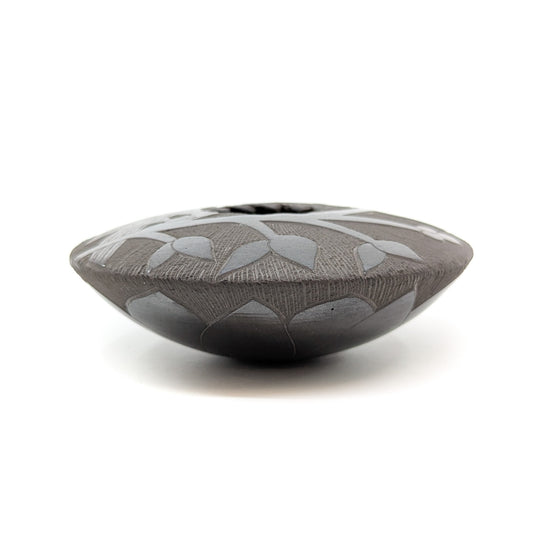 Black on Black Etched Raven Pot