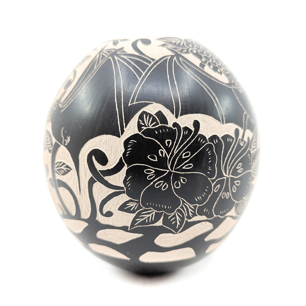 Etched Bat Pollinator Pot