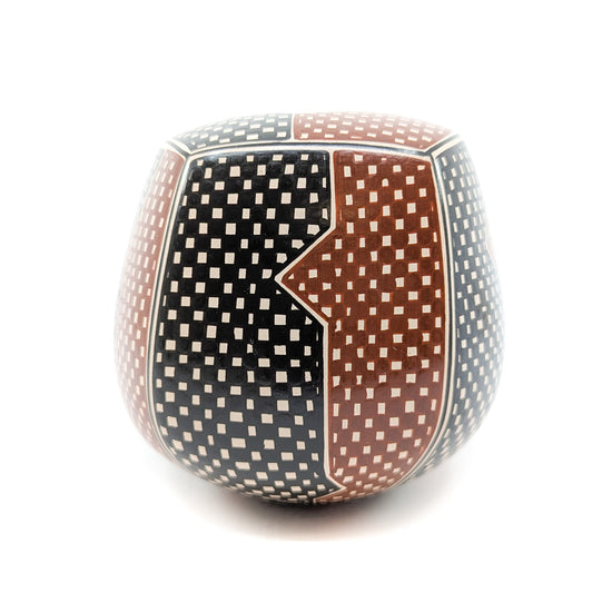 Geometric Mata Ortiz Pot