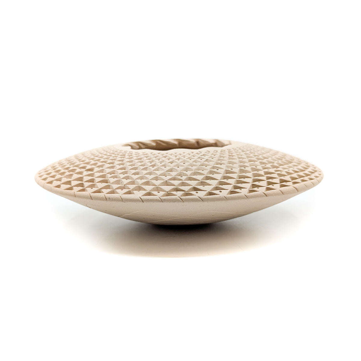 Shallow Monochrome Pot with Geometric Etching