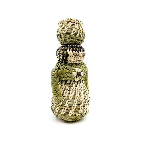 "Harvesting" Doll with Olla by Della Cruz