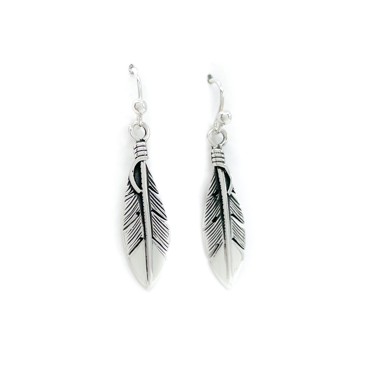 Load image into Gallery viewer, Small Single Feather Earrings - Diné
