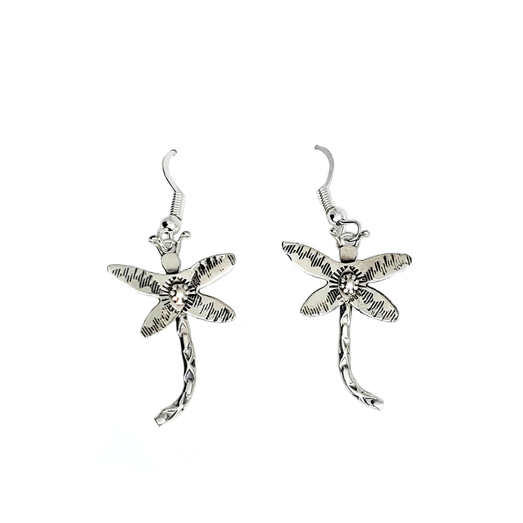 Ear cuff with a dragonfly in sterling silver vintage style